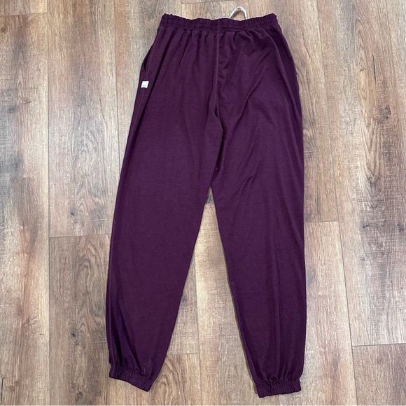 Vuori Boyfriend Joggers - Picture 8 of 8